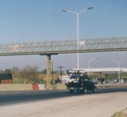 69- Puente peatonal Camino del Buen Ayre